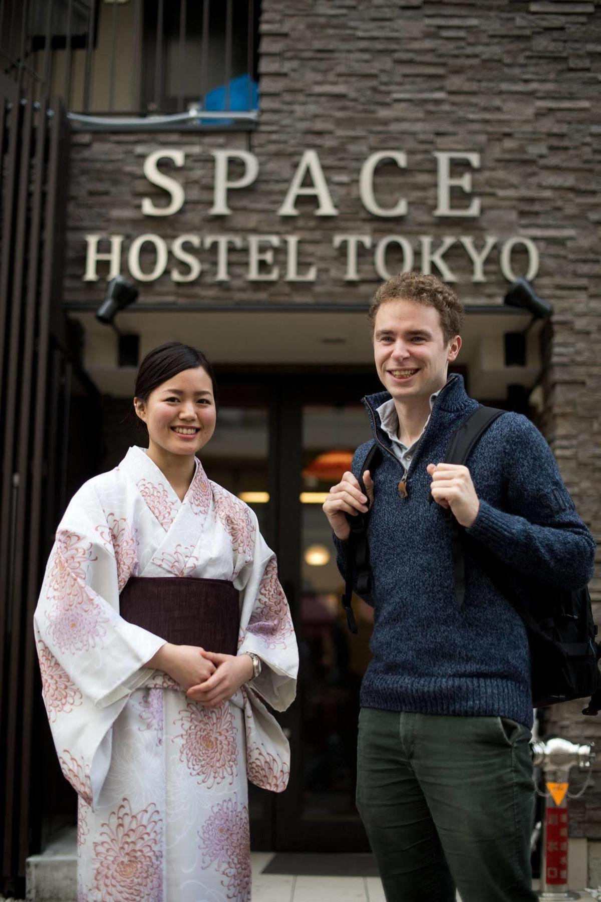 Space Hostel Tokyo prefektur Exteriör bild