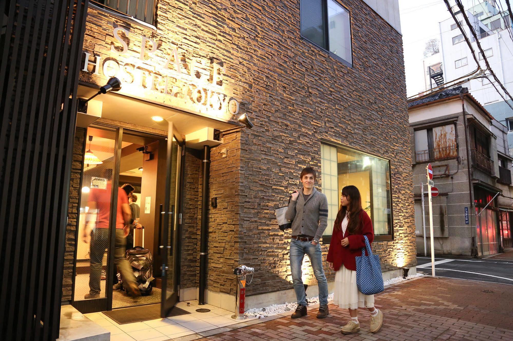 Space Hostel Tokyo prefektur Exteriör bild